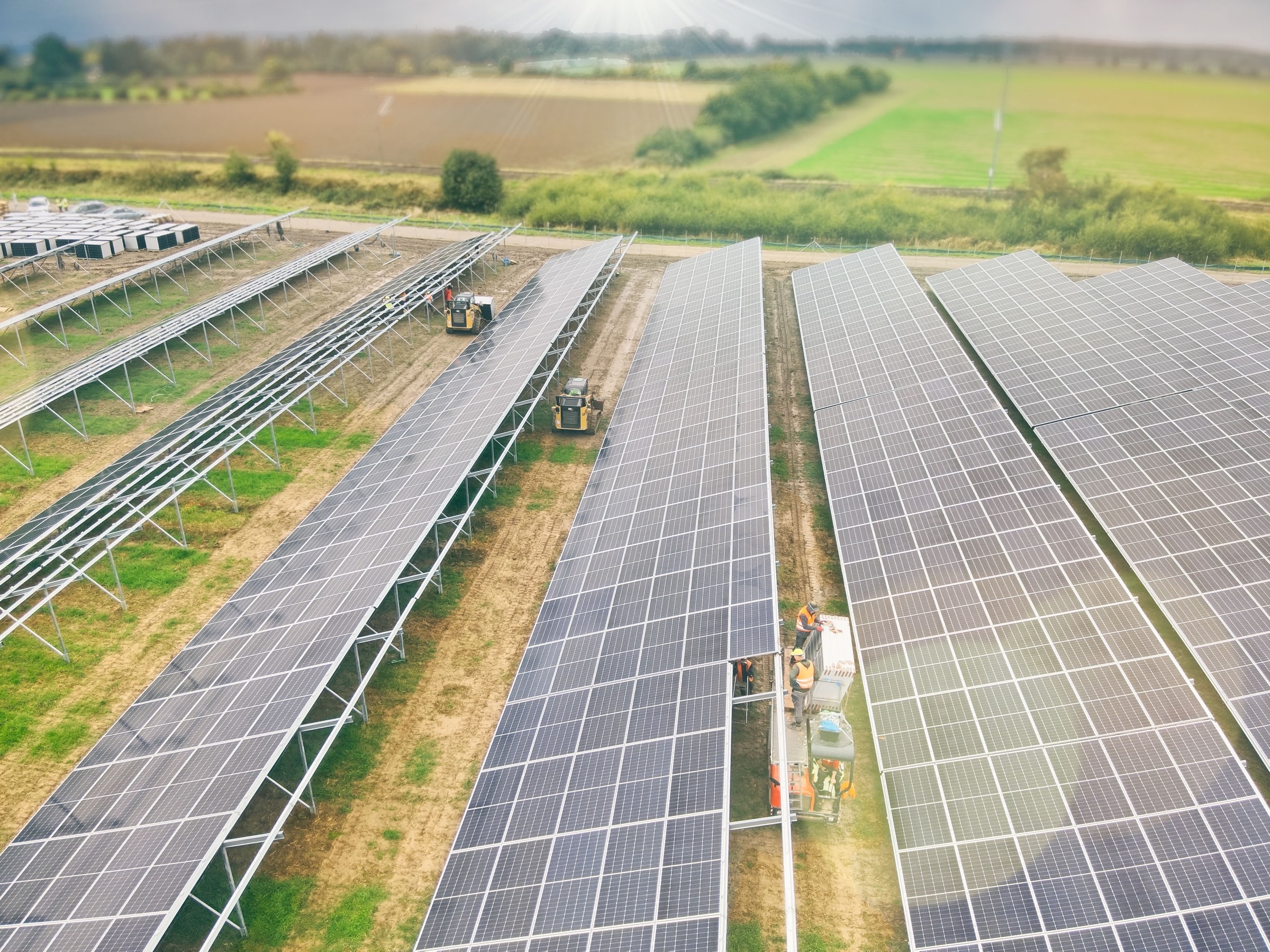 Über 46 erfolgreich umgesetzte Projekte mit einer Gesamtleistung von über 850.000 kWp.