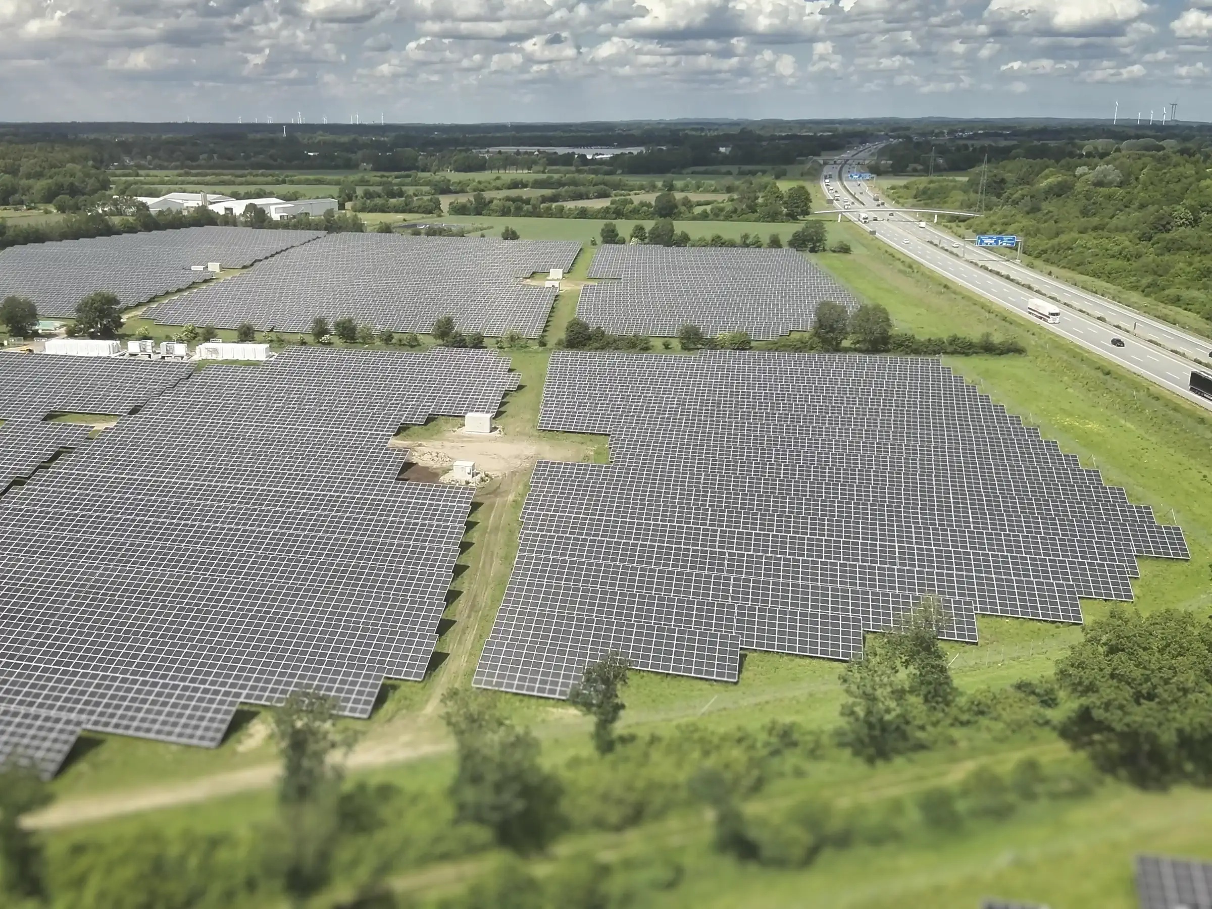 Jährlich erzeugt die Anlage etwa 20 Millionen kWh Ökostrom und vermeidet so erhebliche Mengen CO₂